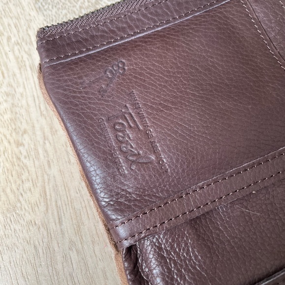 FOSSIL brand patchwork leather wallet, stripe fabric suede velvet, never used - Picture 4 of 6